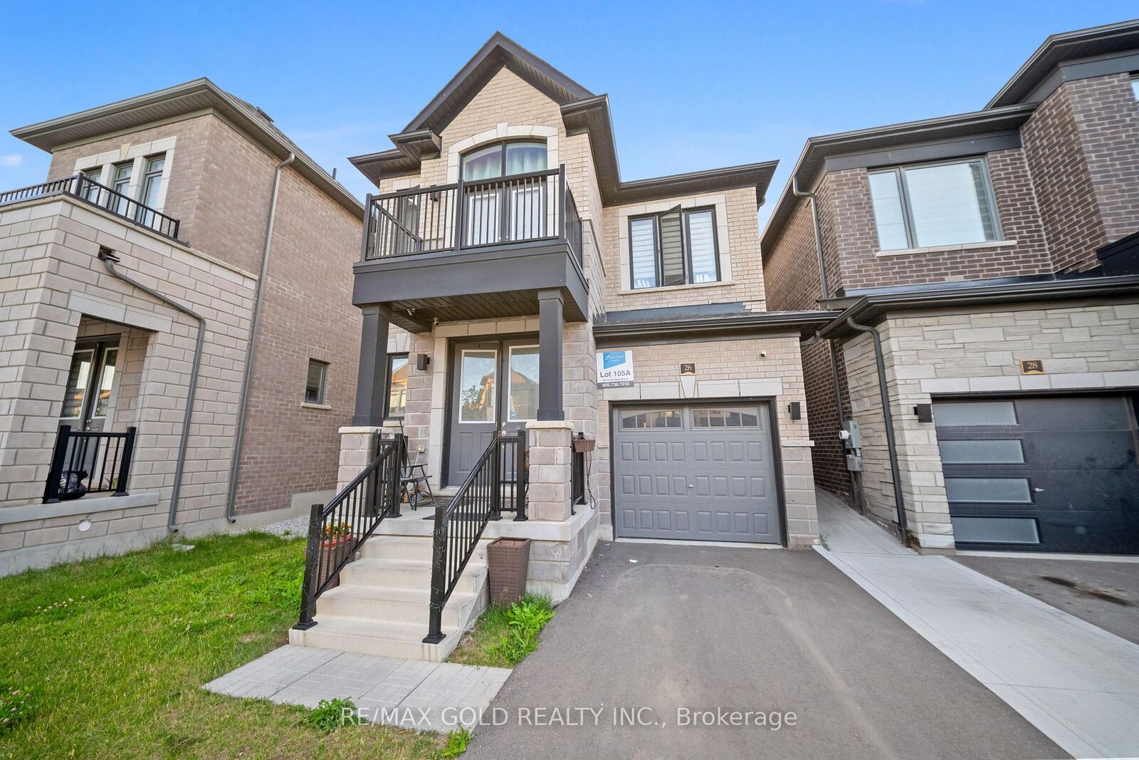 Property Photo:  26 Del Grappa Street  ON L7C 4L1 