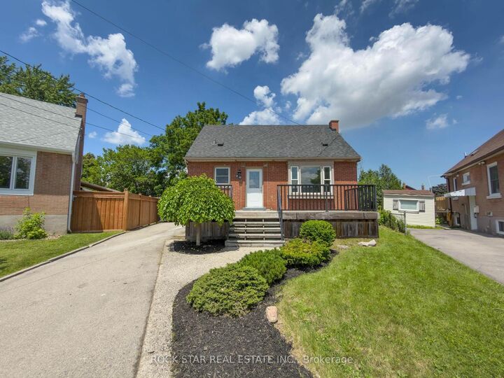 Property Photo: 20 Patricia Place ON L8V 1N6