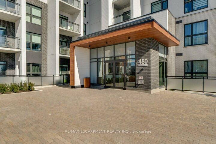 Property Photo:  480 Gordon Krantz Avenue 303  ON L9E 1Z4 