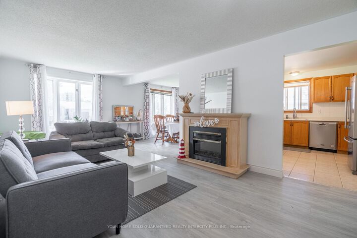 Property Photo:  19 Windsor Drive  ON N0E 1N0 