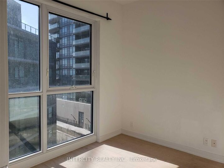 Property Photo: 10 Parklawn Road 622 ON M8V 0H9