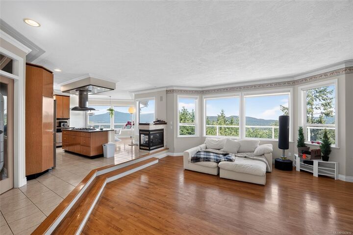 Property Photo:  6093 Chippewa Rd  BC V9L 5P6 