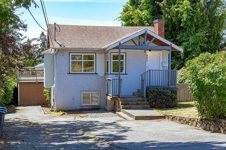 Property Photo:  881 Leslie Dr  BC V8X 2Y3 