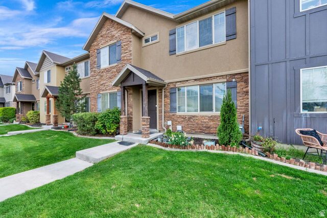 Property Photo:  1179 W 100 S  UT 84663 
