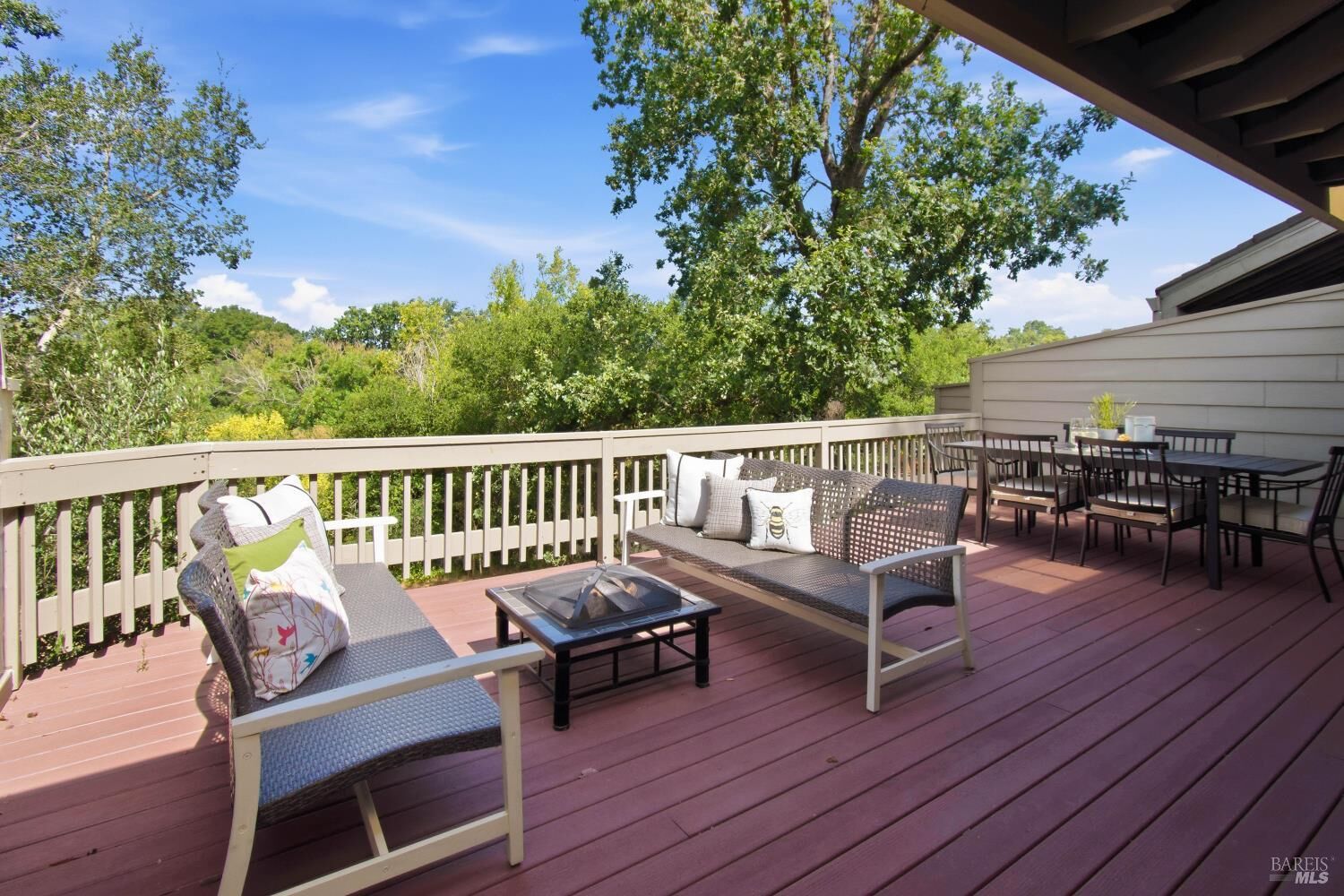 Property Photo:  1797 Silverado Trail 1  CA 94558 