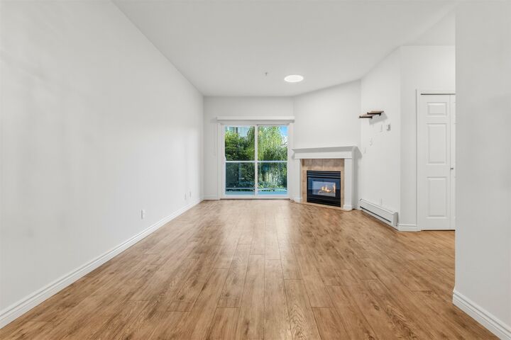 Property Photo:  8142 120A Street 203  BC V3W 0N1 