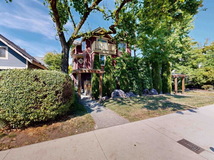 839 W 14th Avenue — photo 1