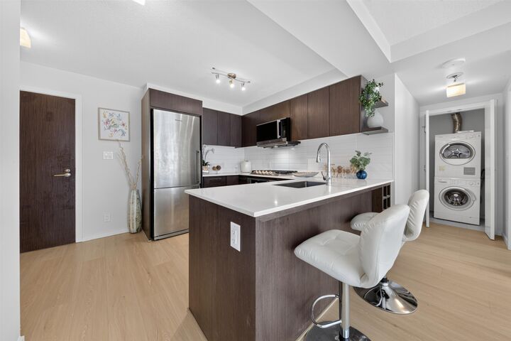 Property Photo: 7988 Ackroyd Road 916 BC V6X 0K6