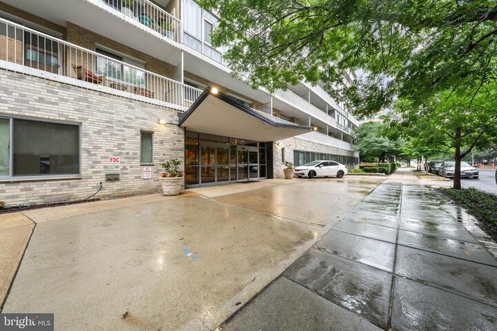 Property Photo:  730 24th Street NW 206  DC 20037 