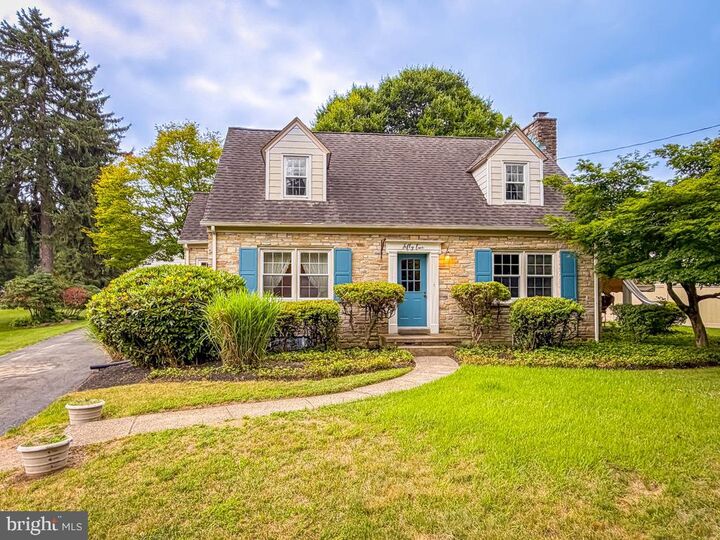 Property Photo: 52 Knowles PA 18966