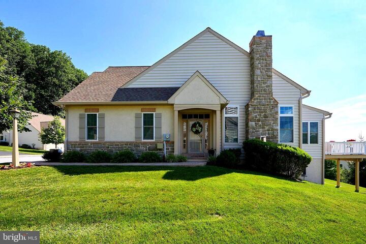 Property Photo: 1256 S Red Maple Way PA 19335