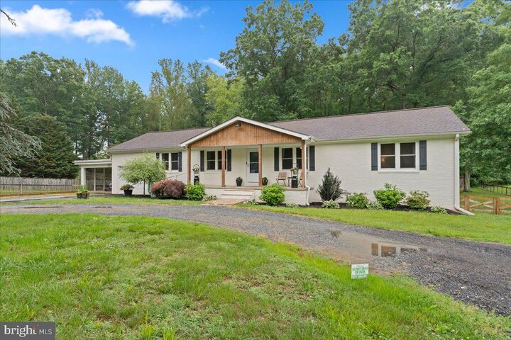 Property Photo:  2237 Mountain Road  VA 22556 