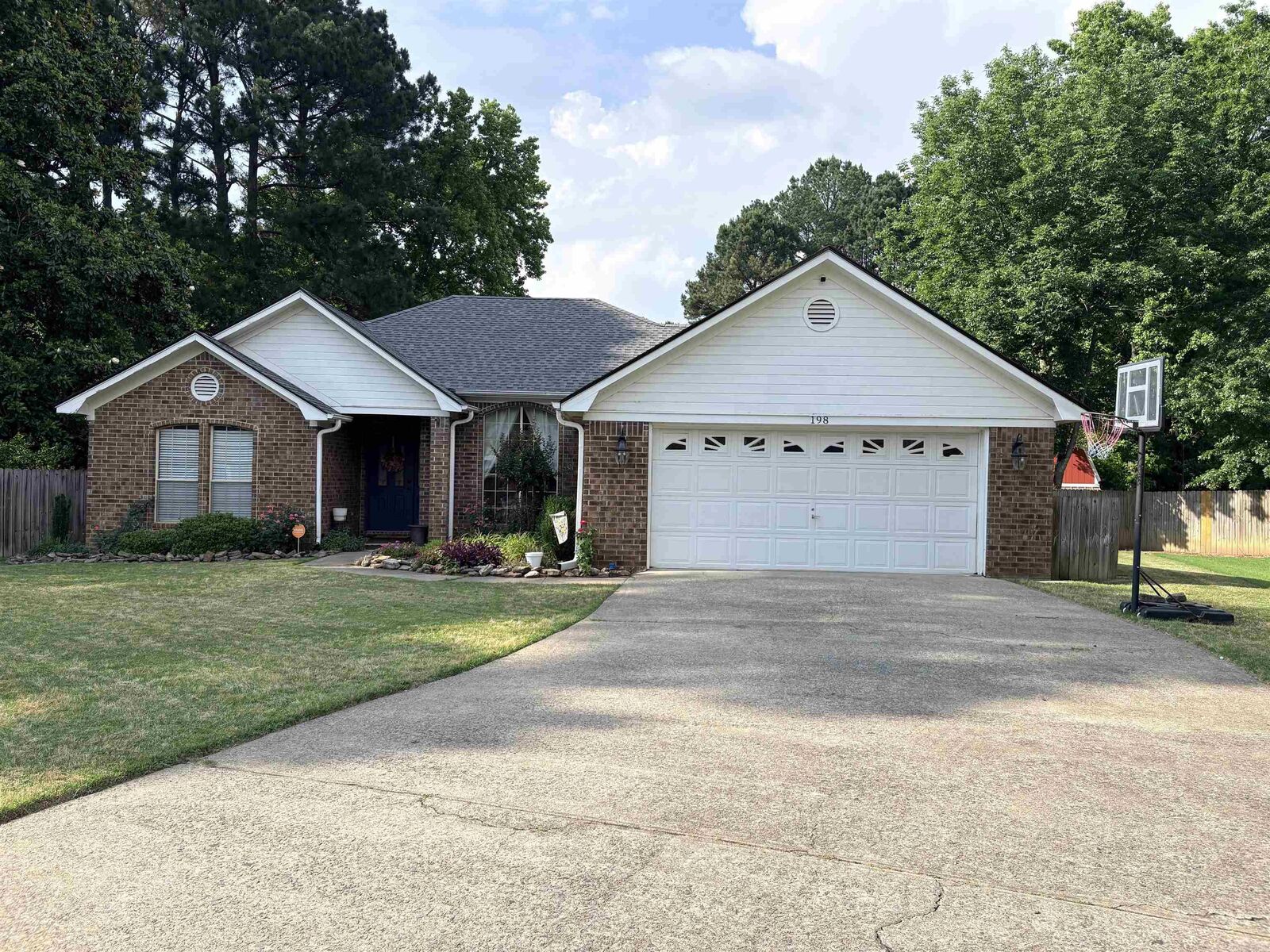 Property Photo: 198 Rufus Circle AR 72034