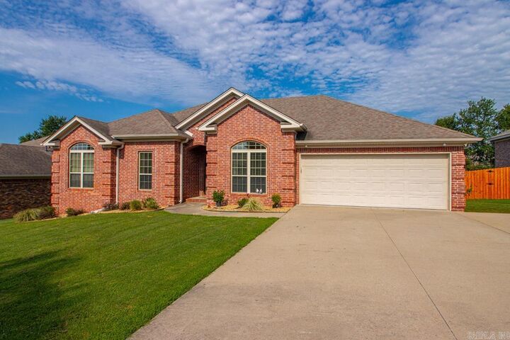 Property Photo: 4 Sanibel Cove AR 72210