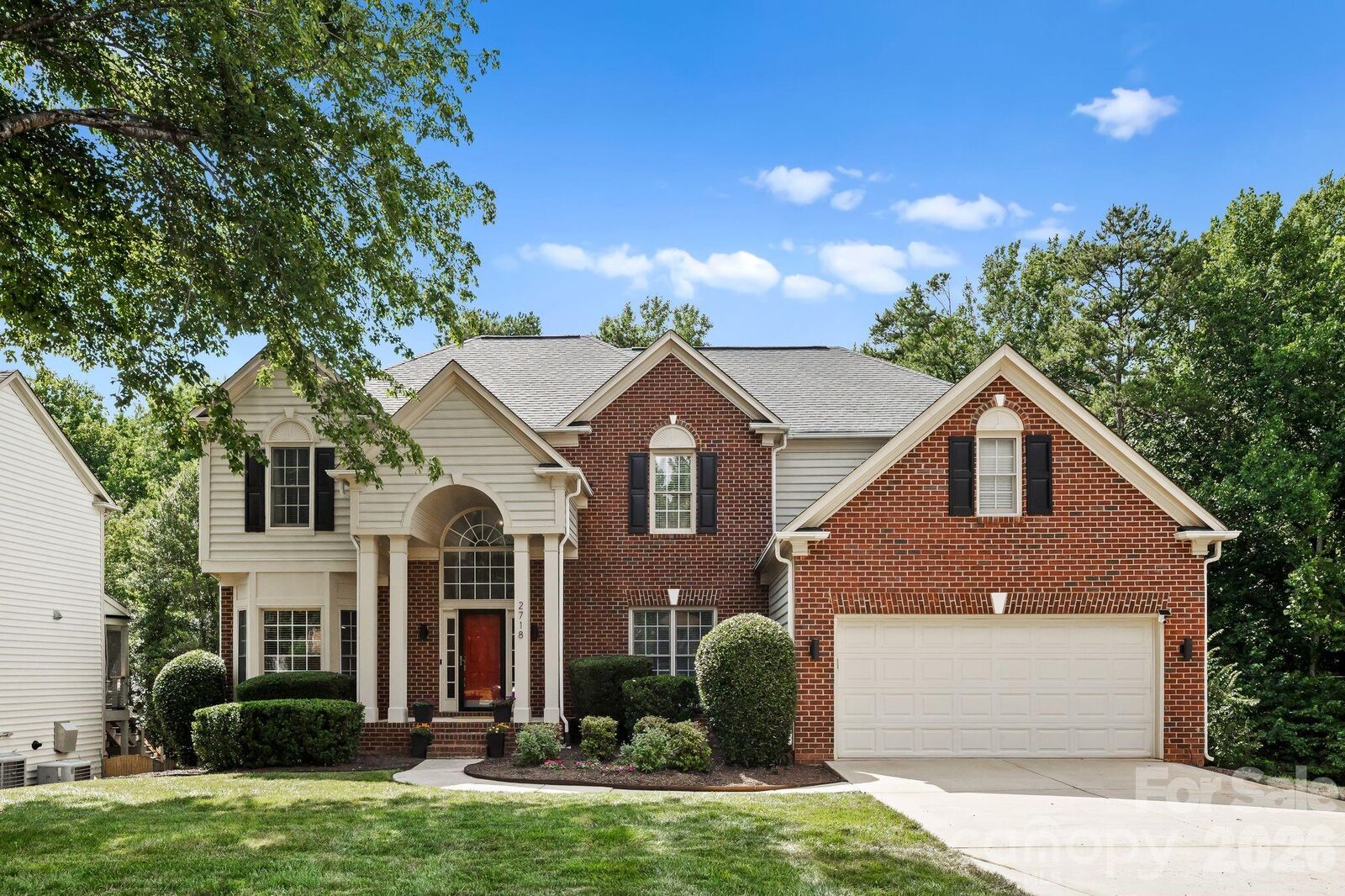 Property Photo: 2718 Peverell Lane NC 28270