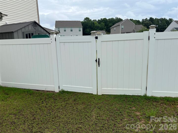 Property Photo: 714 Lexington Drive 52 NC 28001