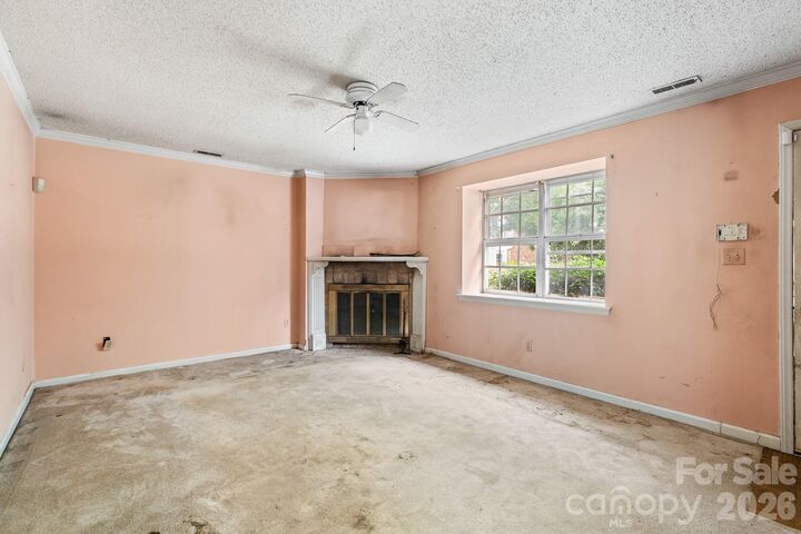 Property Photo:  8504 Castle Pine Court  NC 28226 
