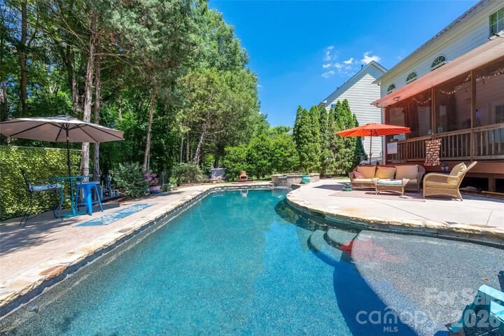 Property Photo:  211 Alnwick Lane  NC 28173 