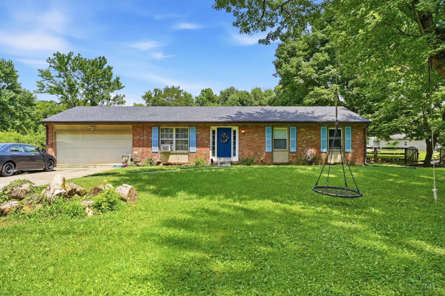 Property Photo: 4720 Elk Creek Road OH 45042