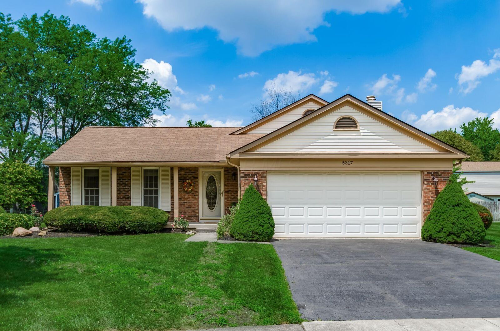 Property Photo:  5317 Acevedo Court  OH 43235 