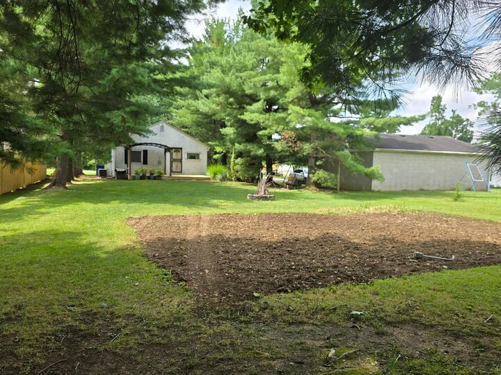 Property Photo: 6028 Radekin Road OH 43232