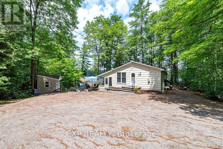Property Photo:  715 Long Point Way  ON K7V 3Z9 