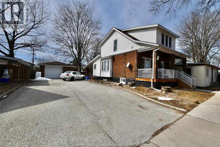 Property Photo:  298 George Street  ON N9V 2G4 