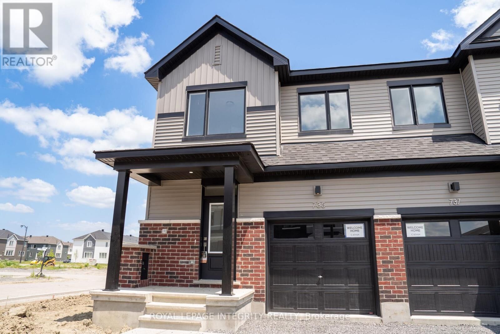 Property Photo:  735 Haflinger Row  ON K0A 2Z0 