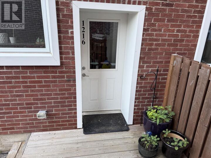 Property Photo: 1216 96 High St ON P7A 5R3