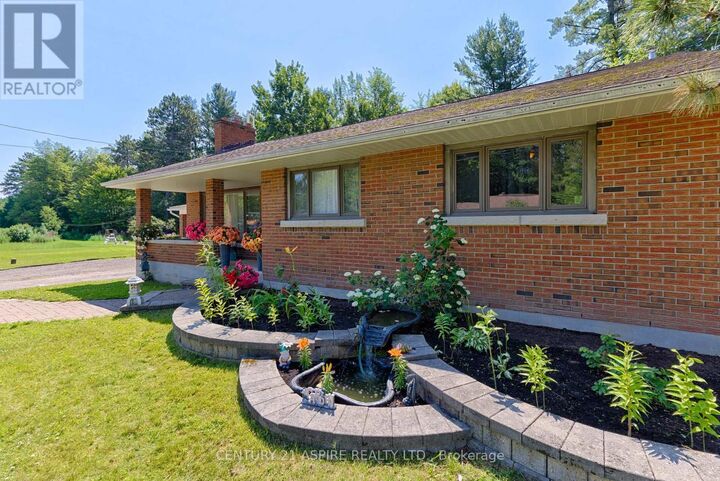 Property Photo: 20 Kramer Avenue ON K8H 2A2