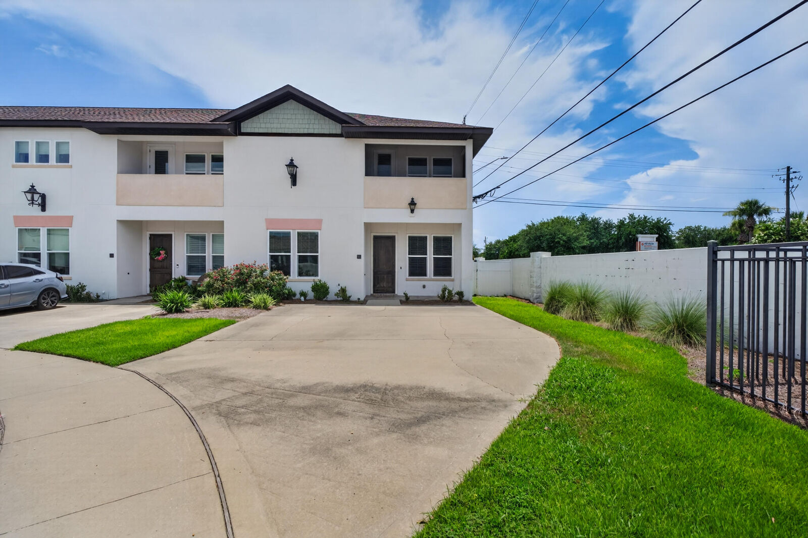 Property Photo: 995 Airport Road 1 FL 32541