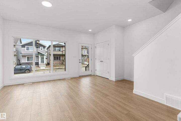 Property Photo:  4554 Warbler Loop NW  AB T5S 0W8 