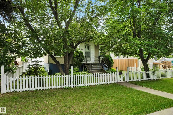9307 92 Street NW — photo 1