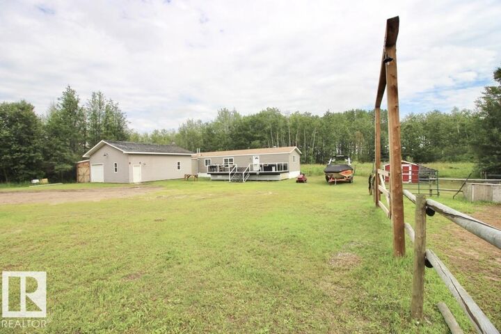Property Photo:  61401 Range Road 465  AB T9N 2G3 