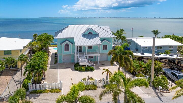 Property Photo: 1046 Flagship Drive FL 33042