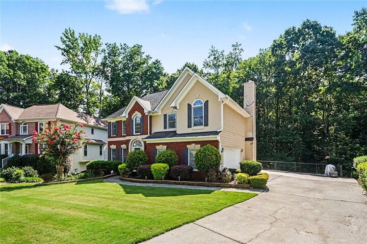Property Photo: 2155 Blackhawk Trail GA 30043