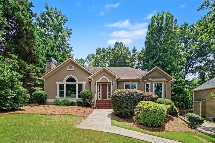 Property Photo: 148 Stanbrough Drive GA 30157