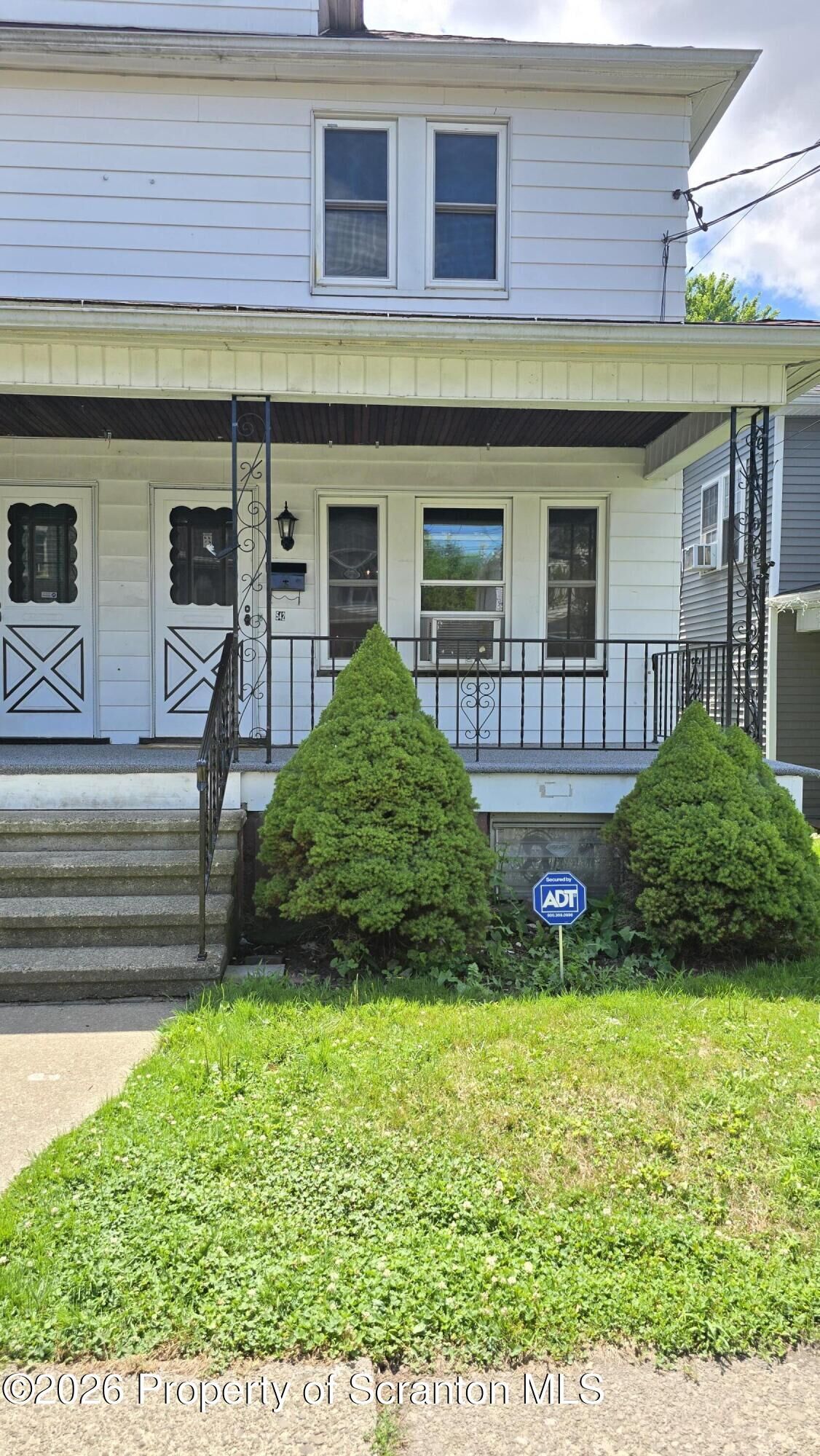 Property Photo:  542 Deacon Street  PA 18509 