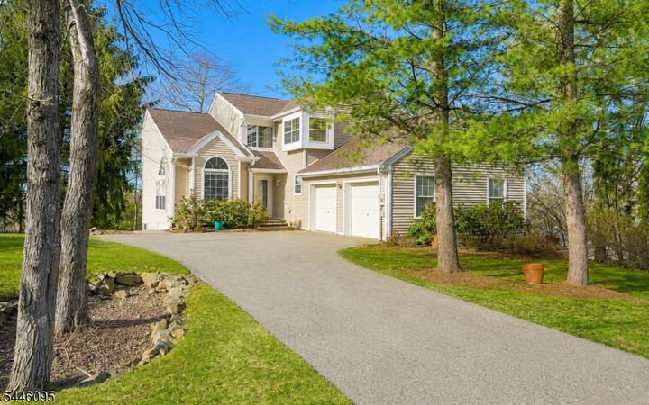 Property Photo: 15 Ryan Ln NJ 07035