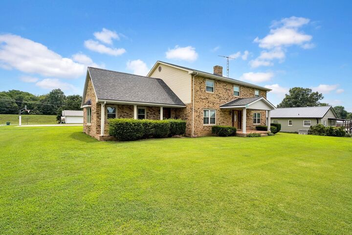 Property Photo: 1220 N Monroe Street KY 42459