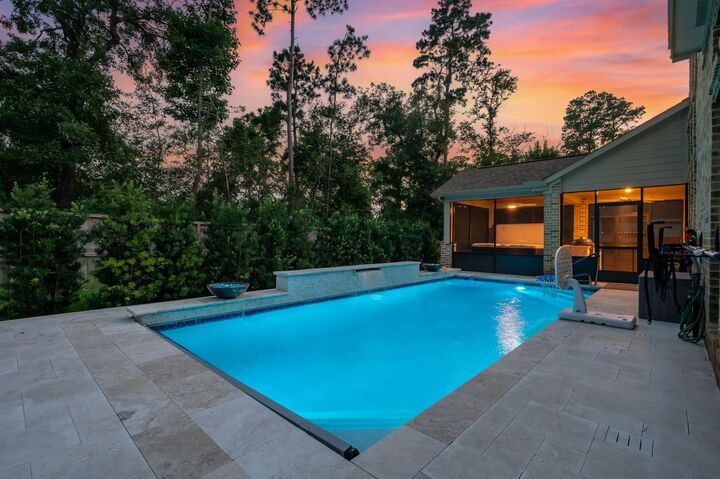 Property Photo:  219 Sunrise Canvas Drive  TX 77318 