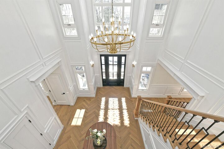 Property Photo:  11 Edcris Lane  NY 11743 