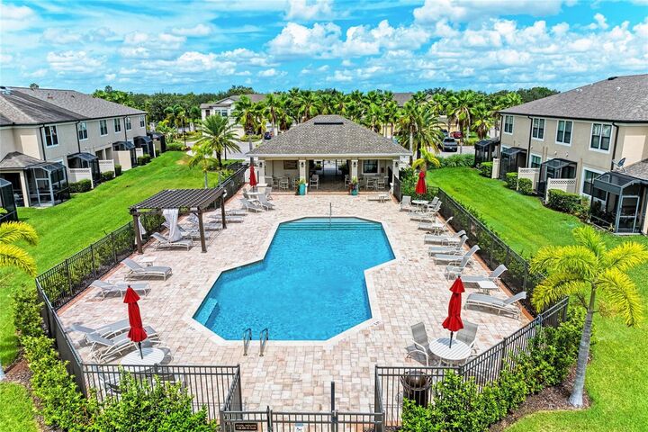 Property Photo:  5286 78th St Circle E  FL 34203 