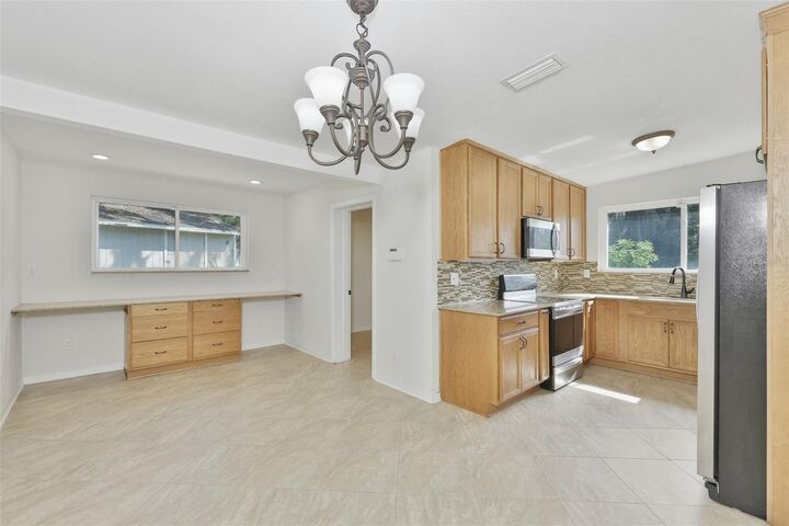 Property Photo: 704 E River Drive FL 33617