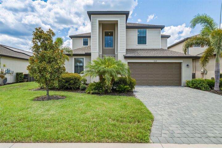 Property Photo: 1824 E Isles Road FL 33953