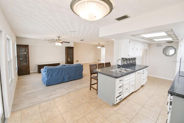 Property Photo:  22128 Bronxville Avenue  FL 33952 