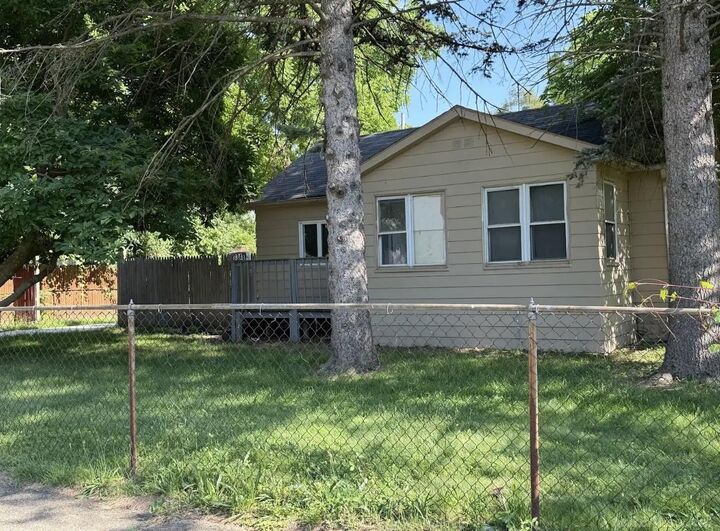 Property Photo:  3348 Wasmund Avenue  MI 48091 