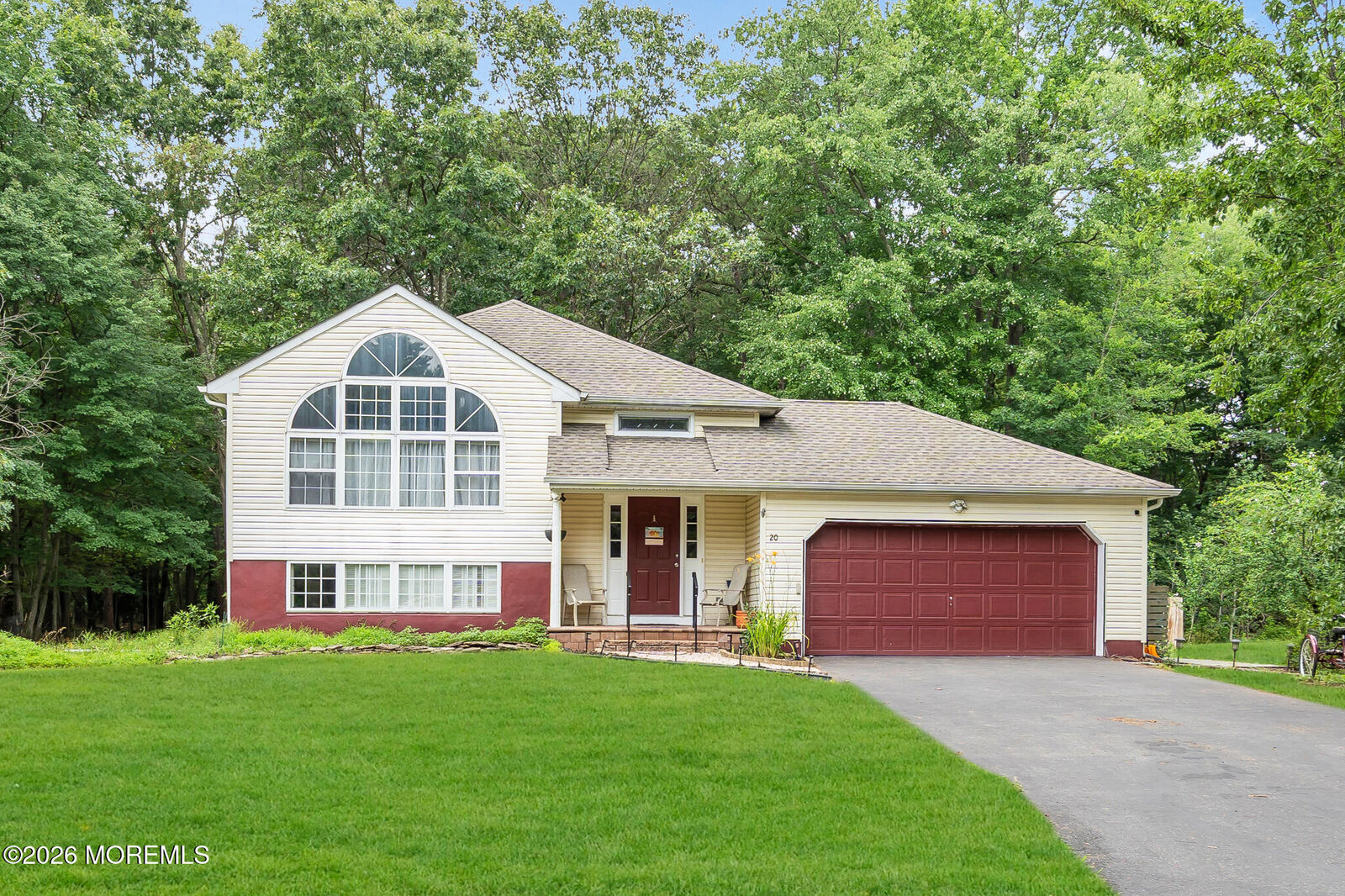 Property Photo:  20 Elana Drive  NJ 08527 