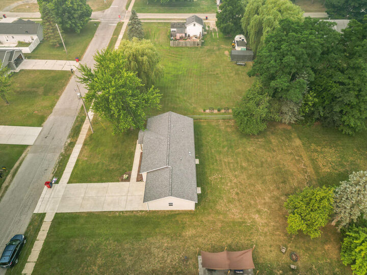 Property Photo: 269 W Brooks Street MI 49337