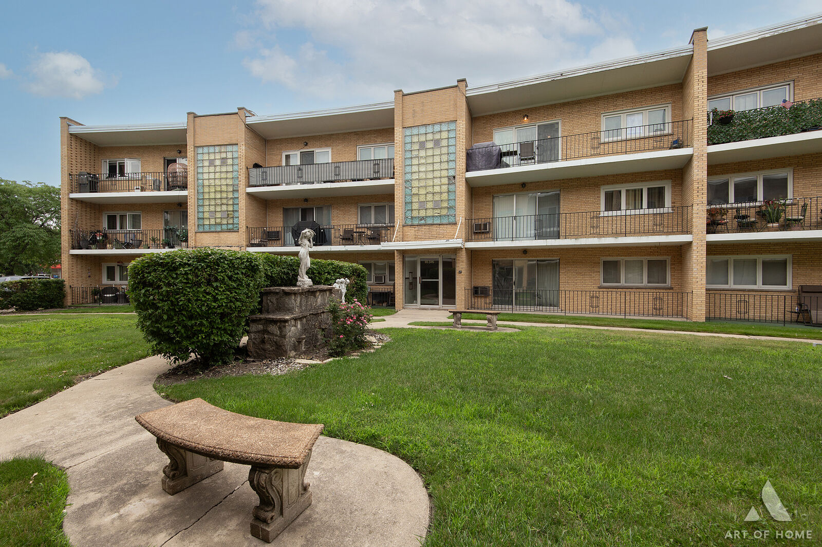 Property Photo: 10316 S Pulaski Road 303 IL 60453